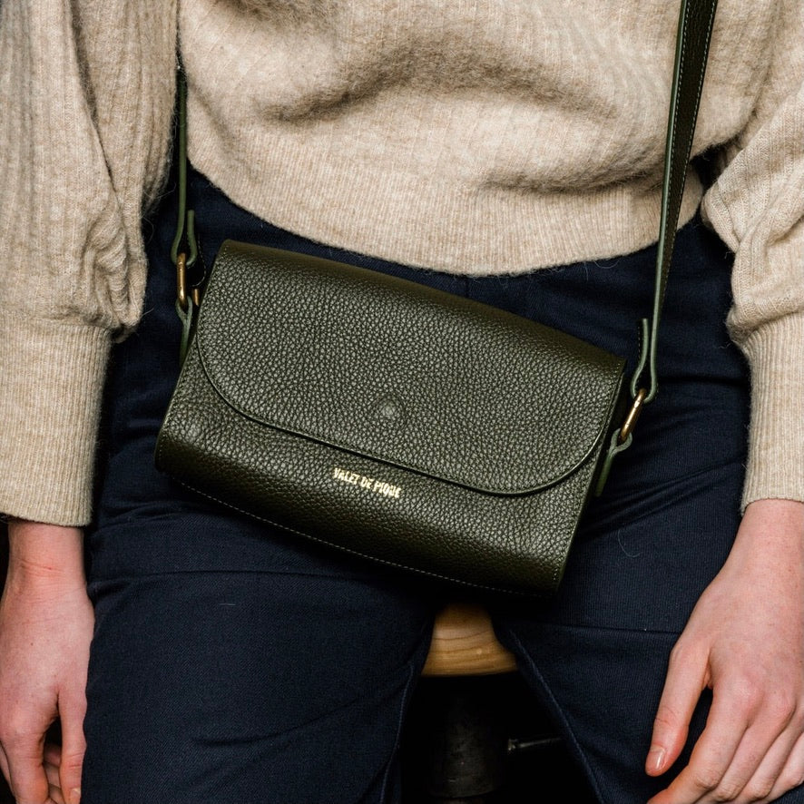 Gabrielle le sac à main en cuir des maisons de luxe