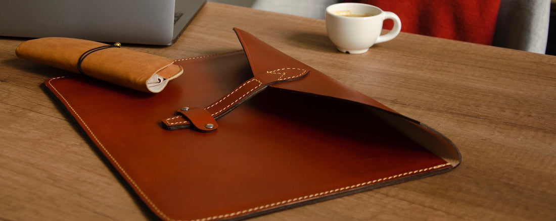 POCHETTE D’ORDINATEUR EN CUIR MADE IN FRANCE