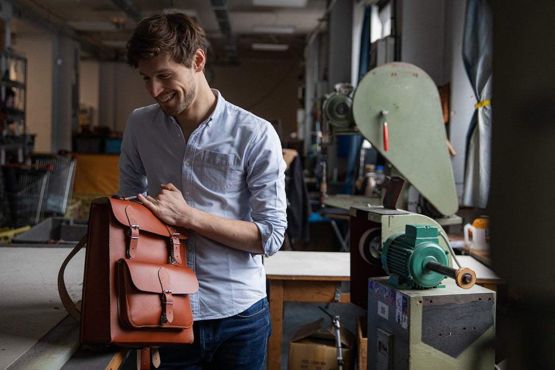 L’Artisanat Français dans la Conception de Nos Sacs à Dos pour Homme et Femme