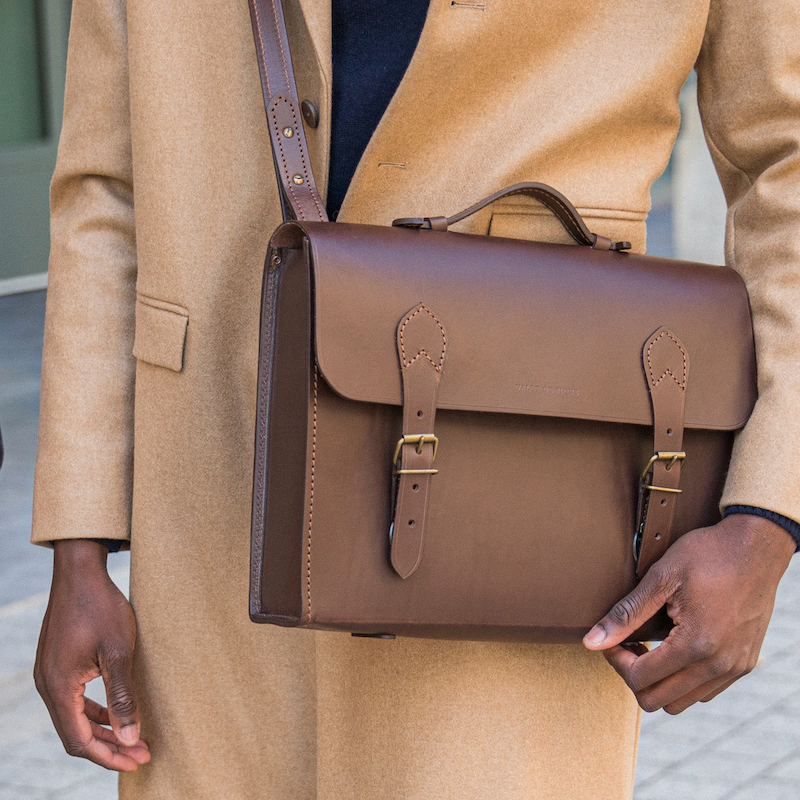 Émile le cartable ♗