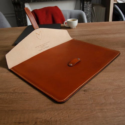 George, laptop sleeve