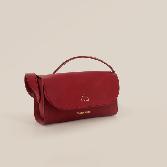Gabrielle, the leather handbag of luxury houses