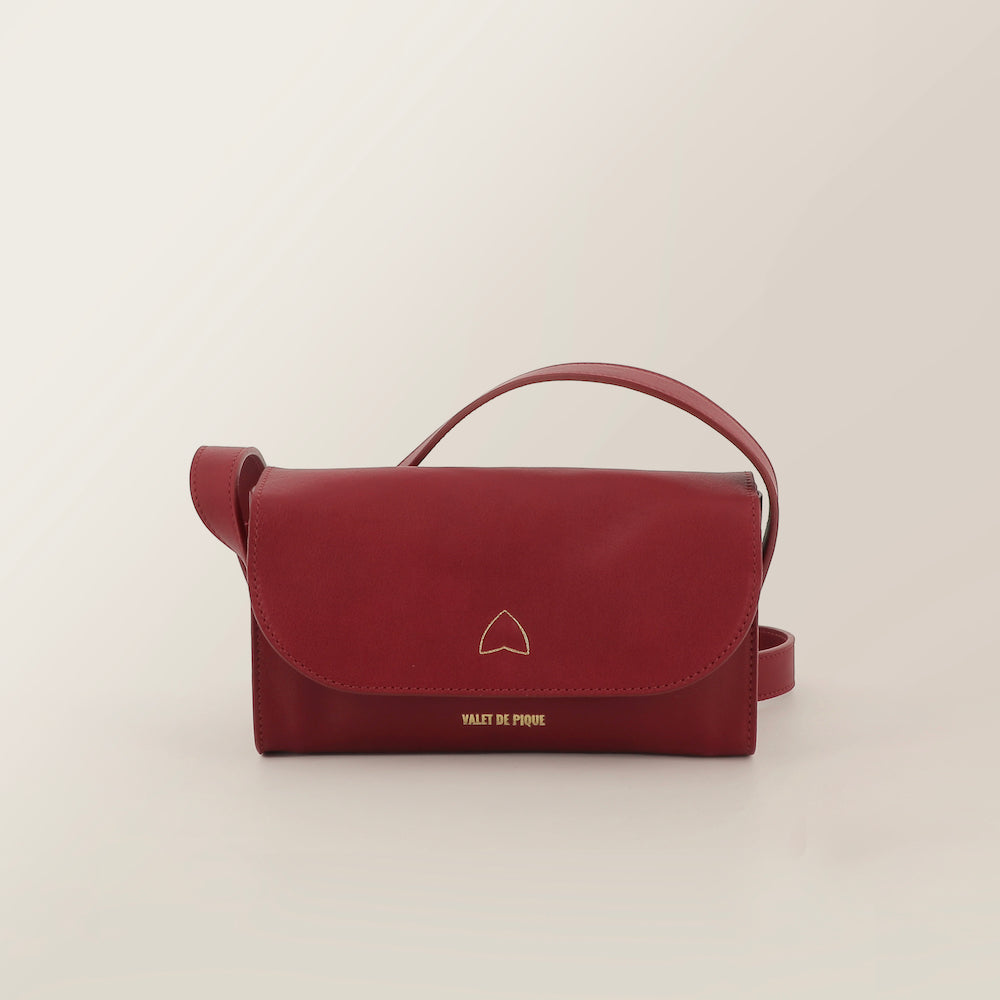 Gabrielle, the leather handbag of luxury houses