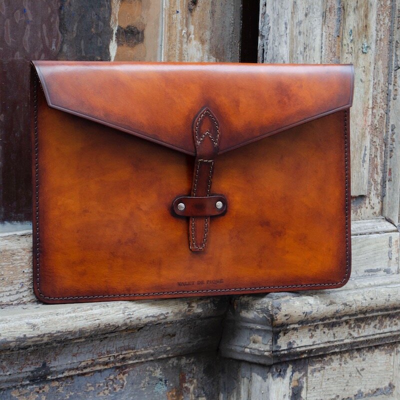 pochette d'ordinateur en cuir made in france luxe marron